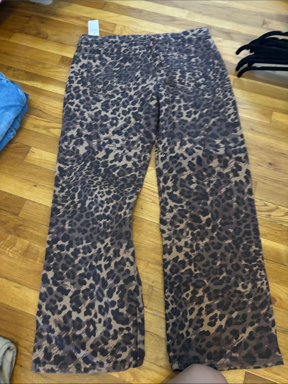 Abercrombie & Fitch Brown and Black Leopard Wide-Leg Jeans - Picture 8 of 9
